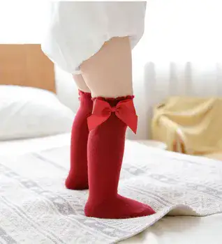 גרב פפיון אדום